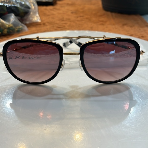 KREWE Accessories - KREWE SUNGLASSES UNISEX POLARIZED BRAND NEW BRETON 11